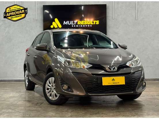 TOYOTA-YARIS-2019