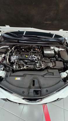 TOYOTA-COROLLA-2024