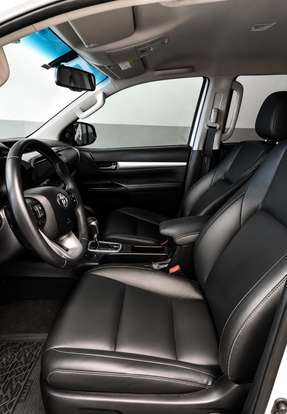 TOYOTA-HILUX-2024