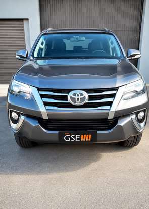 TOYOTA-HILUX SW4-2016