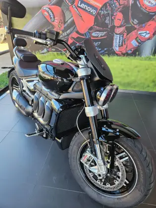 TRIUMPH ROCKET III R 