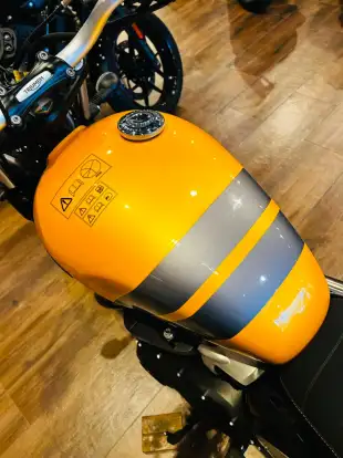 TRIUMPH-SCRAMBLER 900 TRIUMPH-SCRAMBLER 900-2024