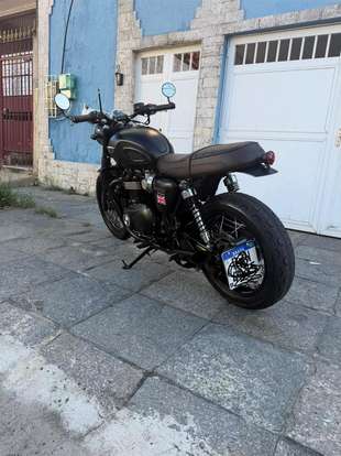 TRIUMPH-BONNEVILLE T120 BLACK 1200-2021