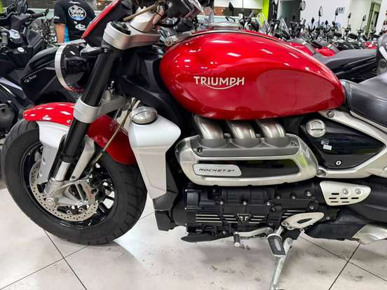 TRIUMPH-ROCKET III R-2021
