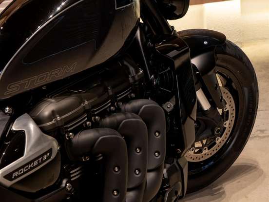 TRIUMPH-ROCKET III STORM R TRIUMPH-ROCKET III STORM R-2025