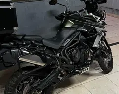 TRIUMPH TIGER 800 XCX TRIUMPH TIGER 800 XCX