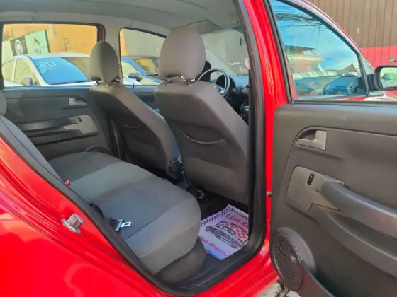 VOLKSWAGEN FOX 1.0 MI 8V FLEX 4P MANUAL