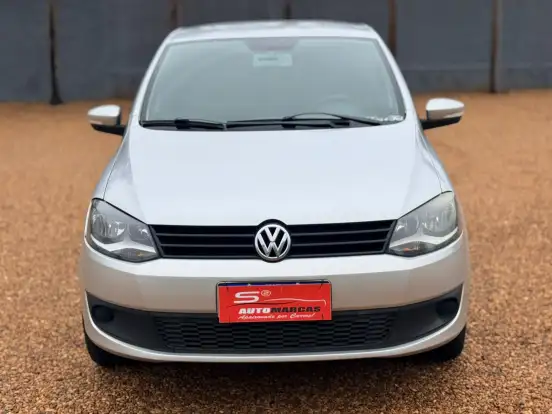 VOLKSWAGEN-FOX-1.0 MI TREND 8V FLEX 4P MANUAL VOLKSWAGEN-FOX-2011