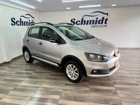 VOLKSWAGEN FOX 1.0 MPI TRACK 12V FLEX 4P MANUAL VOLKSWAGEN FOX 1.0 MPI TRACK 12V FLEX 4P MANUAL