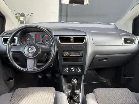 VOLKSWAGEN-FOX-1.6 MI 8V FLEX 4P MANUAL VOLKSWAGEN-FOX-2012