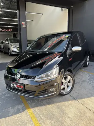 VOLKSWAGEN FOX 1.6 MI ROCK IN RIO 8V FLEX 4P MANUAL VOLKSWAGEN FOX 1.6 MI ROCK IN RIO 8V FLEX 4P MANUAL
