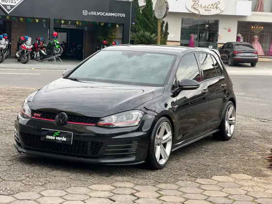 VOLKSWAGEN GOLF 2.0 TSI GTI 16V TURBO GASOLINA 4P AUTOMÁTICO