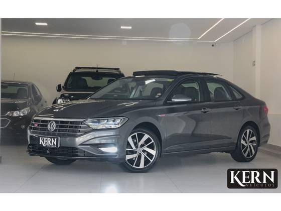 VOLKSWAGEN JETTA 1.4 250 TSI TOTAL FLEX R-LINE TIPTRONIC