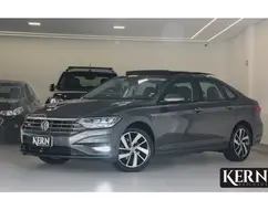 VOLKSWAGEN JETTA 1.4 250 TSI TOTAL FLEX R-LINE TIPTRONIC VOLKSWAGEN JETTA 1.4 250 TSI TOTAL FLEX R-LINE TIPTRONIC