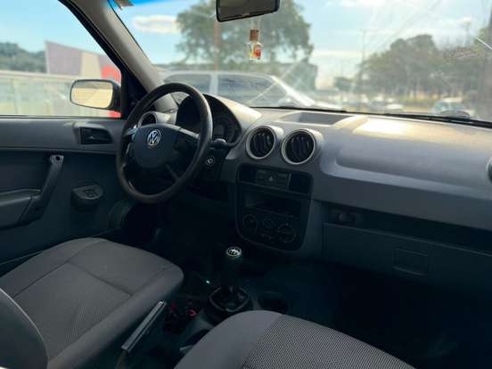 VOLKSWAGEN-PARATI-2010