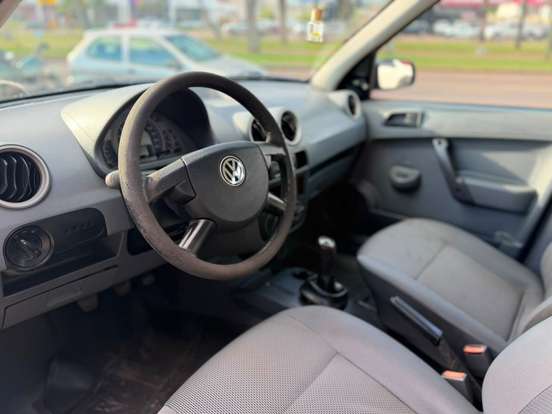 VOLKSWAGEN-PARATI-2010