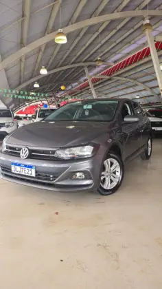 VOLKSWAGEN POLO 1.0 200 TSI HIGHLINE AUTOMÁTICO VOLKSWAGEN POLO 1.0 200 TSI HIGHLINE AUTOMÁTICO