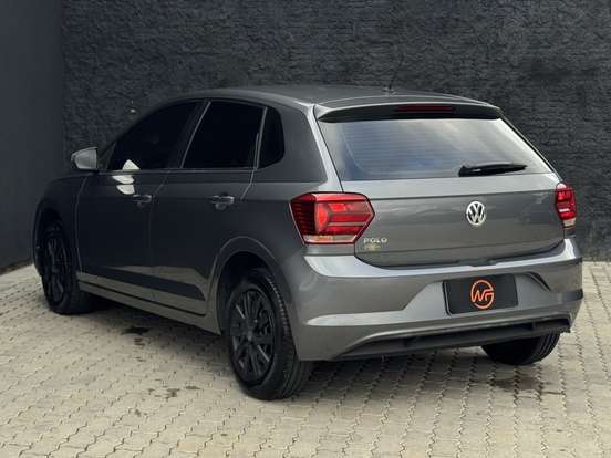 VOLKSWAGEN-POLO-2019