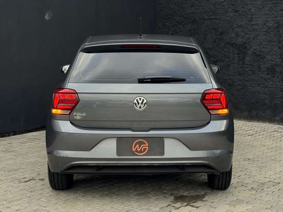 VOLKSWAGEN-POLO-2019