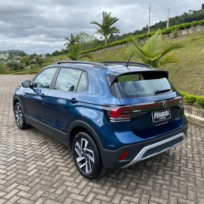 VOLKSWAGEN T-CROSS 1.0 200 TSI TOTAL FLEX AUTOMÁTICO