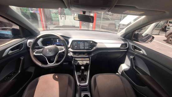 VOLKSWAGEN-T-CROSS-2021