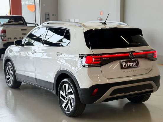 VOLKSWAGEN-T-CROSS-1.4 250 TSI TOTAL FLEX HIGHLINE AUTOMÁTICO VOLKSWAGEN-T-CROSS-2024