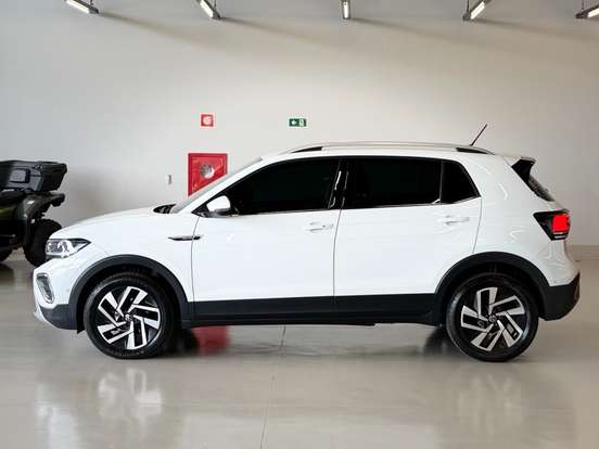 VOLKSWAGEN-T-CROSS-1.4 250 TSI TOTAL FLEX HIGHLINE AUTOMÁTICO VOLKSWAGEN-T-CROSS-2024