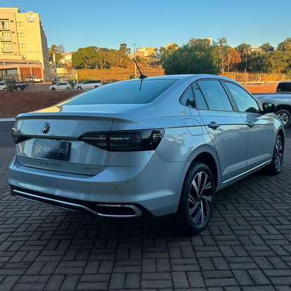 VOLKSWAGEN-VIRTUS-2023