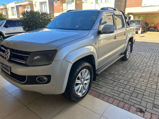 VOLKSWAGEN AMAROK 2.0 HIGHLINE 4X4 CD 16V TURBO INTERCOOLER DIESEL 4P AUTOMÁTICO