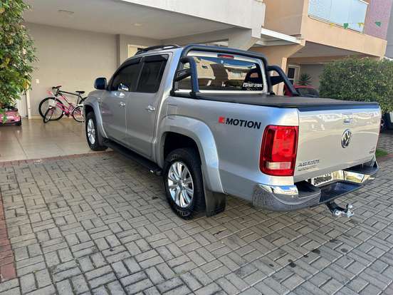 VOLKSWAGEN-AMAROK-2016