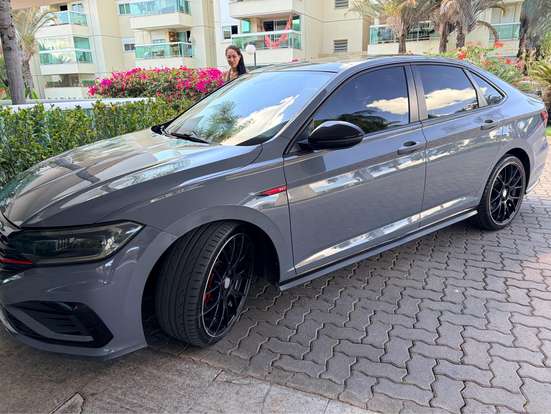 VOLKSWAGEN-JETTA-2019