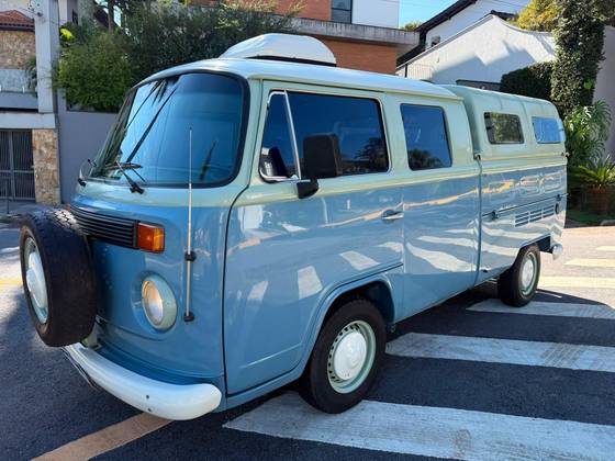 Volkswagen Kombi 1.6 Luxo 8V Gasolina 3P Manual
