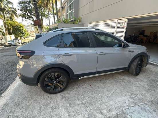 VOLKSWAGEN-NIVUS-1.0 200 TSI TOTAL FLEX HIGHLINE AUTOMÁTICO VOLKSWAGEN-NIVUS-2023
