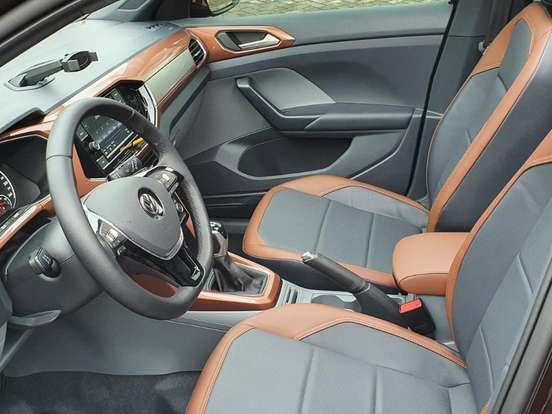 VOLKSWAGEN-T-CROSS-1.0 200 TSI TOTAL FLEX COMFORTLINE AUTOMÁTICO VOLKSWAGEN-T-CROSS-2019