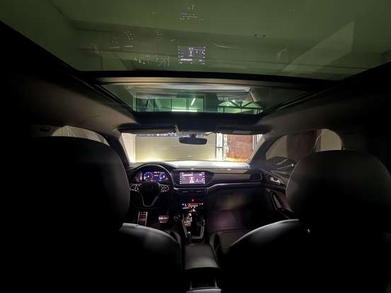 VOLKSWAGEN-T-CROSS-2022