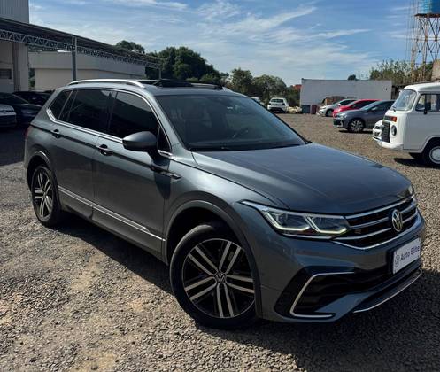 VOLKSWAGEN TIGUAN 2.0 300 TSI GASOLINA ALLSPACE R-LINE AUTOMÁTICO