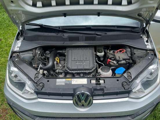 VOLKSWAGEN-UP-1.0 MPI MOVE UP 12V FLEX 4P AUTOMATIZADO VOLKSWAGEN-UP-2017