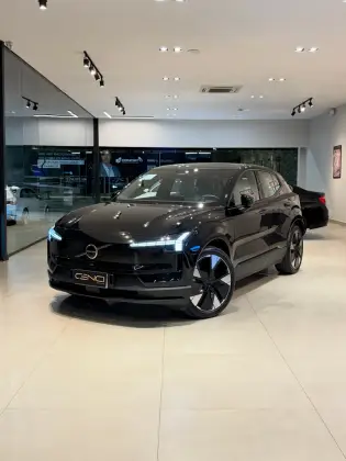 VOLVO EX30 69 KW ELÉTRICO ULTRA