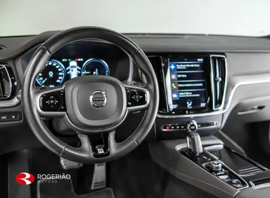 VOLVO-S60-2019
