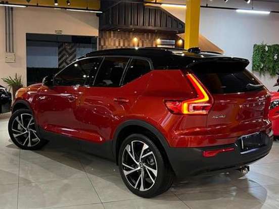 VOLVO-XC40-1.5 T5 RECHARGE R-DESIGN GEARTRONIC VOLVO-XC40-2021