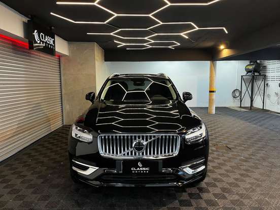 VOLVO-XC90-2024