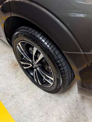 VOLVO-XC60-2018