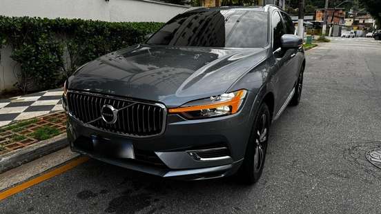 VOLVO-XC60-2021