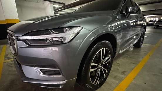 VOLVO-XC60-2021