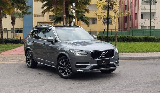 VOLVO XC90 2.0 D5 DIESEL MOMENTUM AWD GEARTRONIC