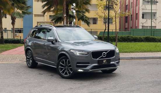 VOLVO-XC90-2018