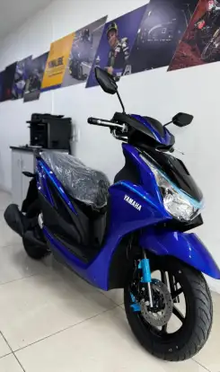 YAMAHA-FLUO 125 HYBRID CONNECTED ABS-2025