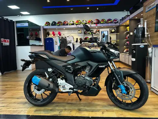 YAMAHA-FZ15 FAZER CONNECTED ABS YAMAHA-FZ15 FAZER CONNECTED ABS-2025