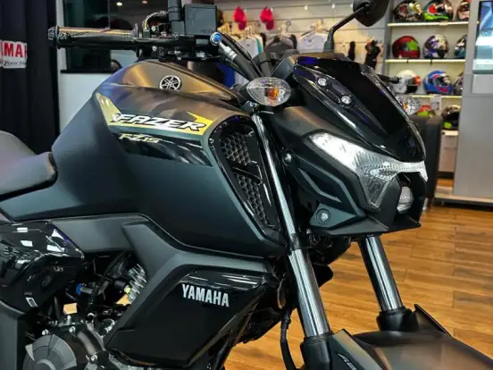 YAMAHA-FZ15 FAZER CONNECTED ABS YAMAHA-FZ15 FAZER CONNECTED ABS-2025