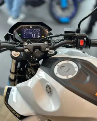 YAMAHA-FZ25 FAZER CONNECTED ABS-2025